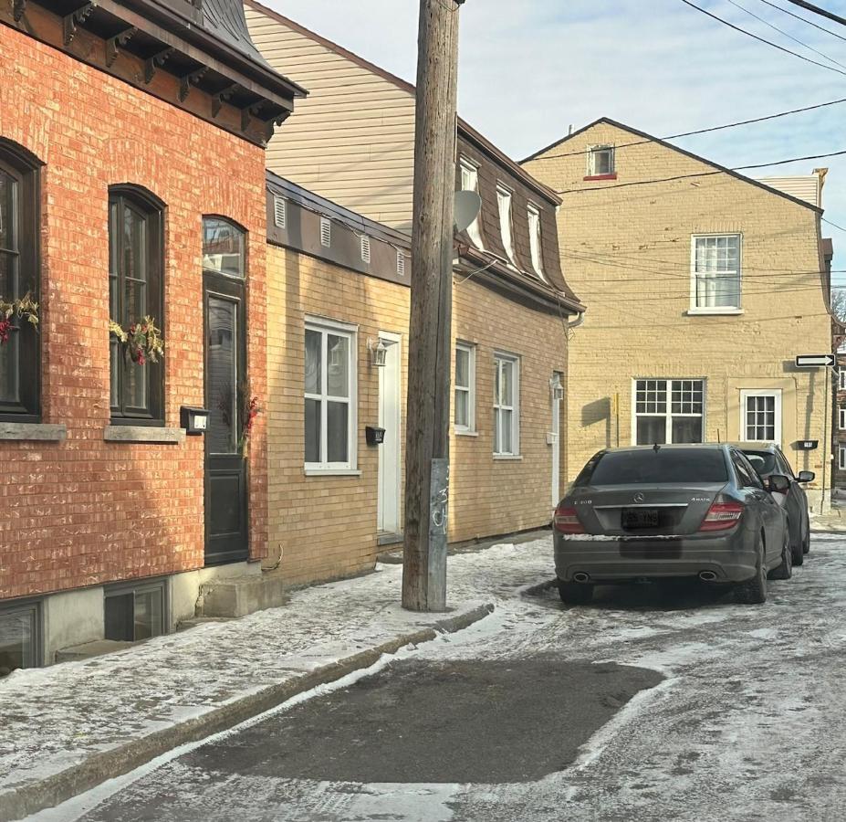 Coin Tranquille En Pleine Ville Québec Buitenkant foto